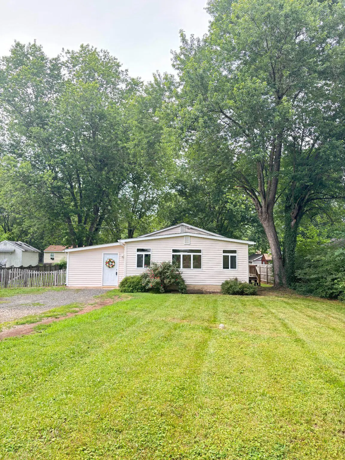203 W Bowen St, Remington, VA 22734 - #1
