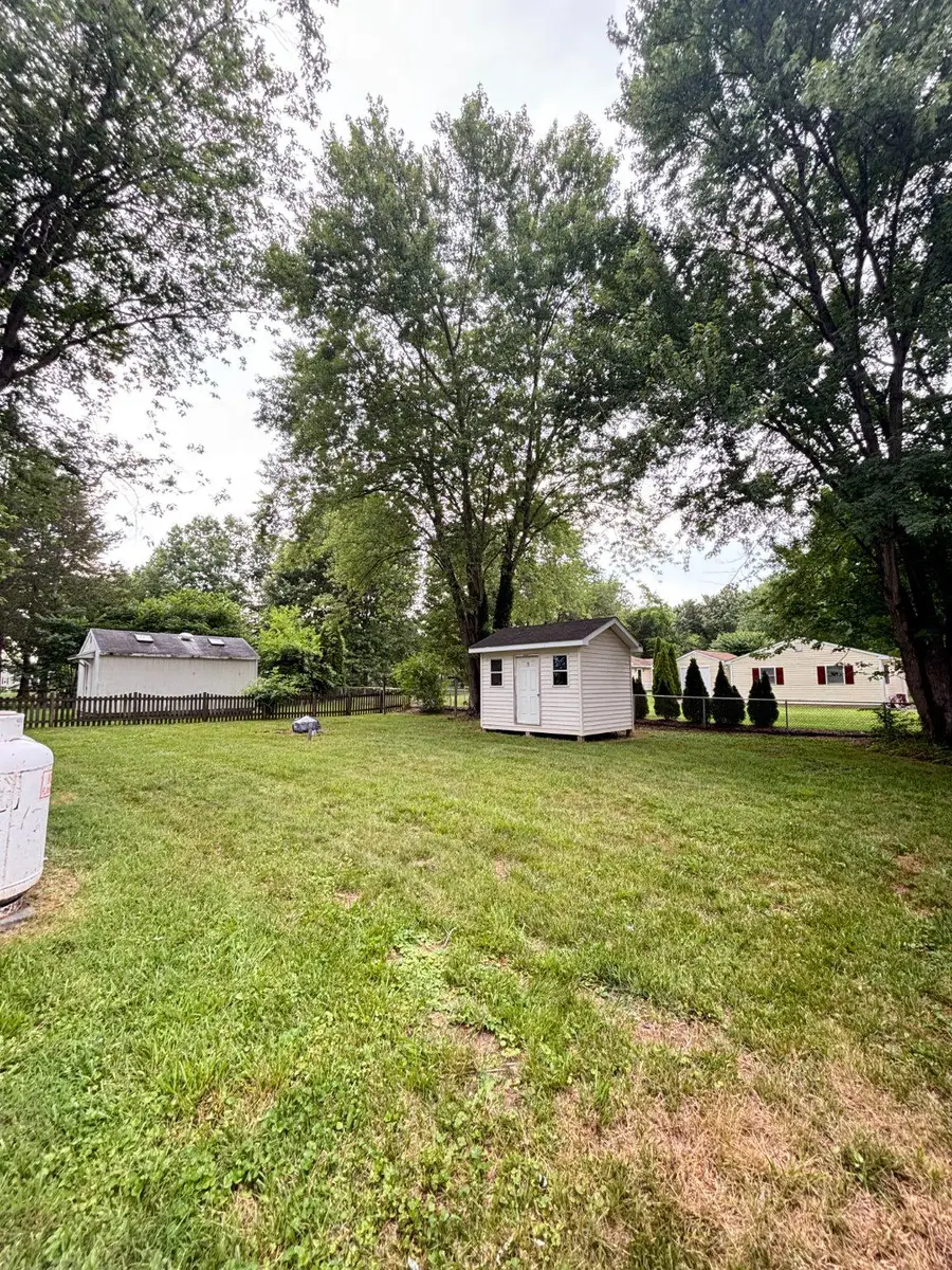 203 W Bowen St, Remington, VA 22734 - #3