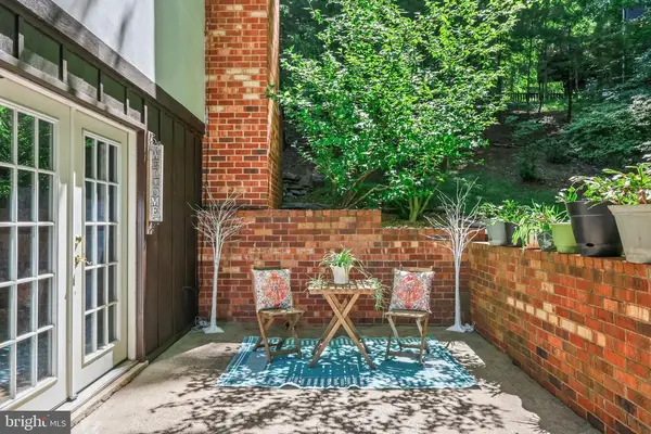 7357 Auburn Mill Rd, WARRENTON, VA 20187