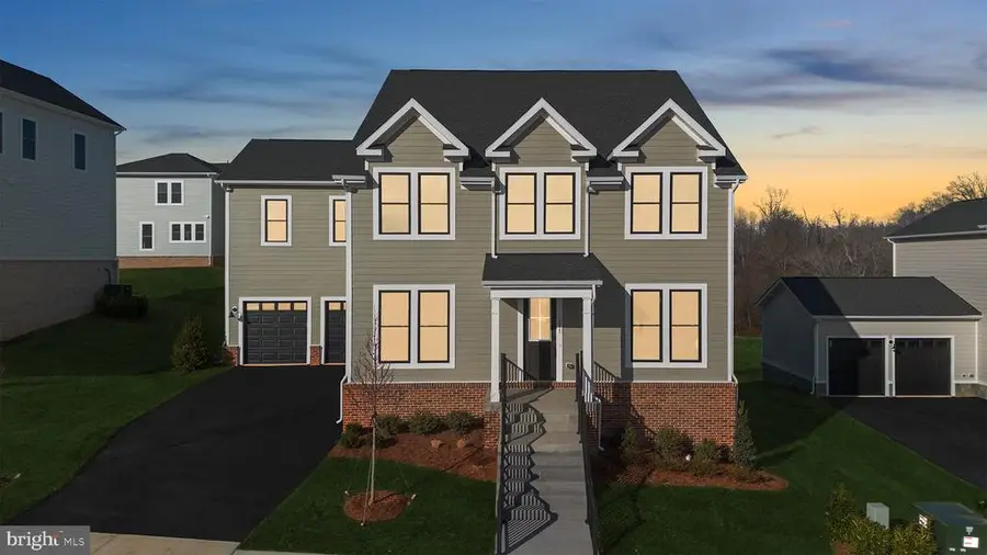 2611 Blue Ridge Ave, Marshall, VA 20115 - #2