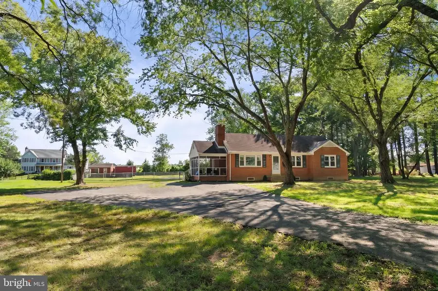 4921 Dumfries Rd, Catlett, VA 20119 - #3