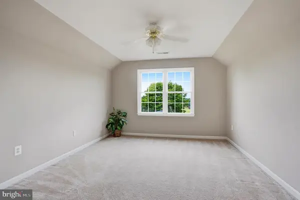 10143 Hedrick Farm Ln, MIDLAND, VA 22728