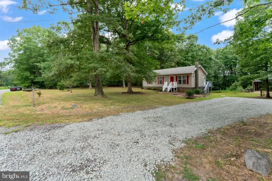 1543 Vawter Corner Rd, Louisa, VA 23093 - #2
