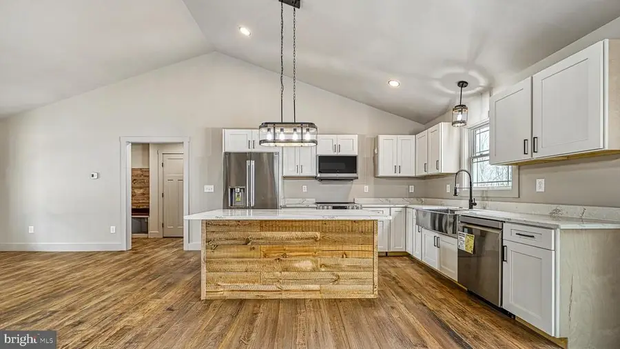 1855 Eastham Rd, Bumpass, VA 23024 - Image #3