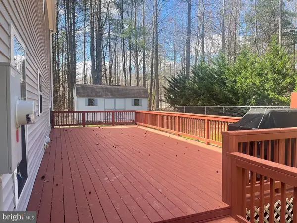 33 Bogey Ln, BUMPASS, VA 23024