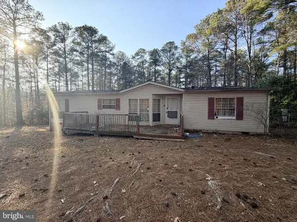 1109 Eastham Rd, BUMPASS, VA 23024