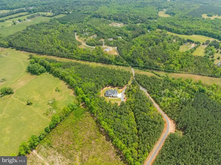 199 Gibson St, Bumpass, VA 23024 - #3