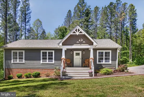 844 Manchester Rd, BUMPASS, VA 23024
