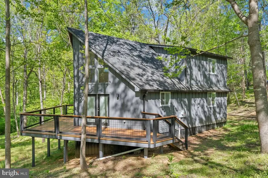 325 Persimmon Hill Dr, Roseland, VA 22967 - #3