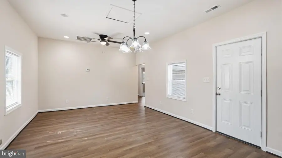 302 Depot St, Gordonsville, VA 22942 - #2