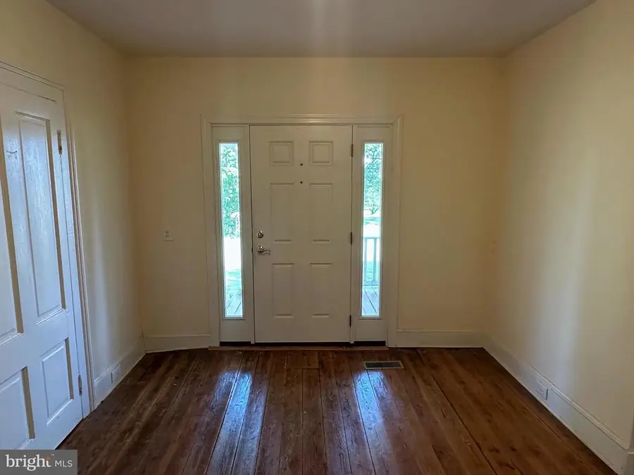 23202 Village Rd, Unionville, VA 22567 - #2