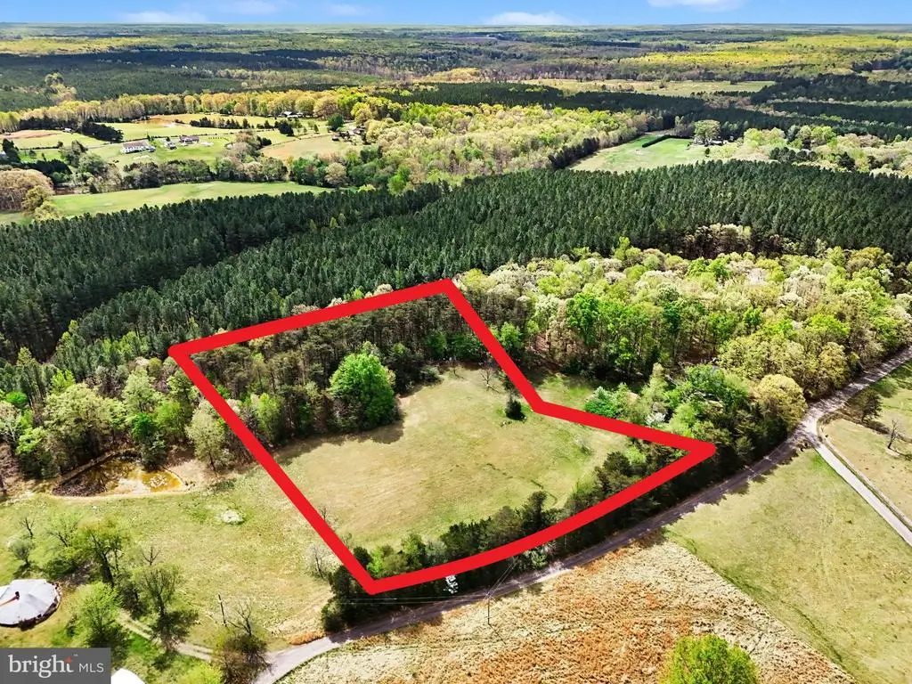 7 Woodville Rd, Locust Grove, VA 22508 - #1