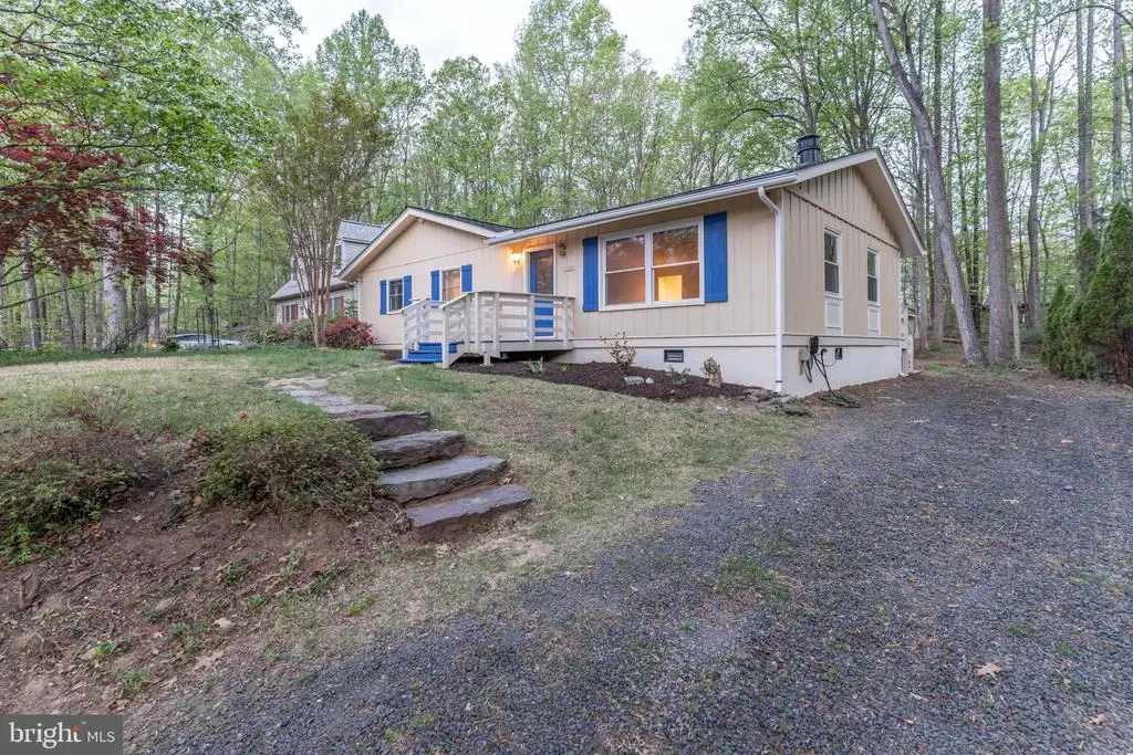 102 Monument Rd, Locust Grove, VA 22508 - #1