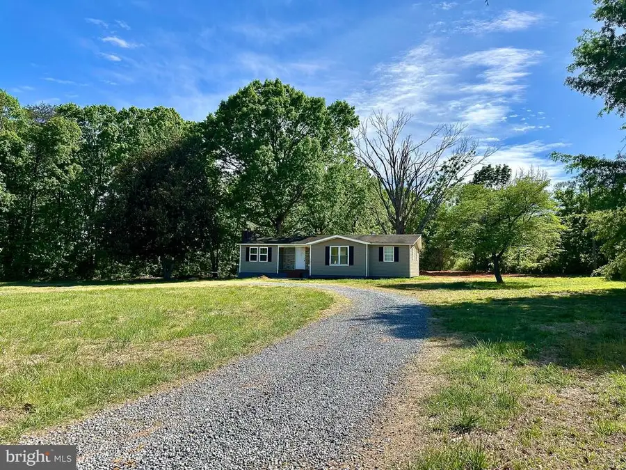 30494 Hicks Rd, Spotsylvania, VA 22551 - #2