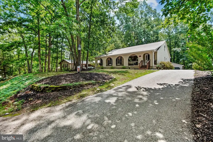 135 Washington St, Locust Grove, VA 22508 - #3