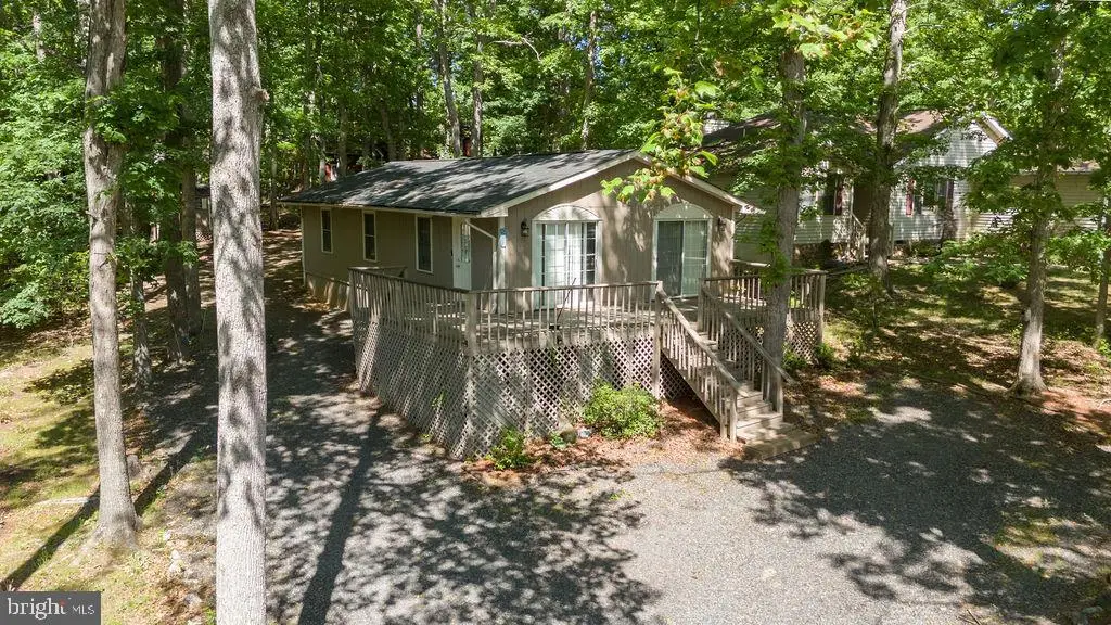 207 Creekside Dr, Locust Grove, VA 22508 - #1