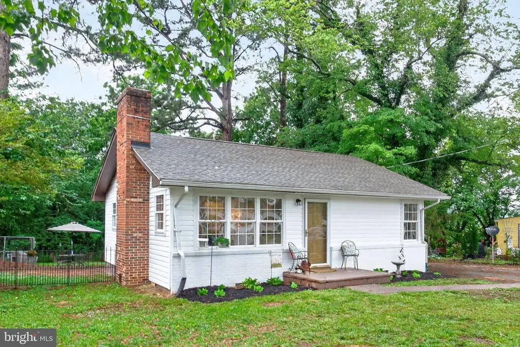 415 S Main St, Gordonsville, VA 22942 - #1