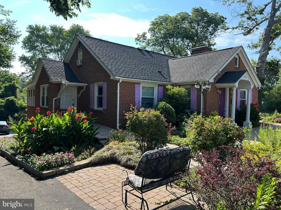 404 Church St, Gordonsville, VA 22942 - #2