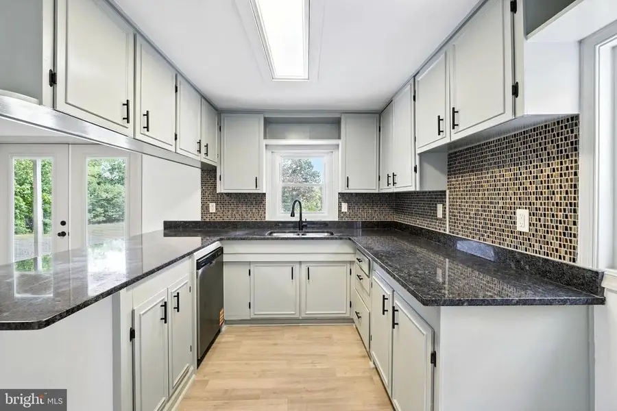 782 Shipyard Rd, Shenandoah, VA 22849 - Image #3