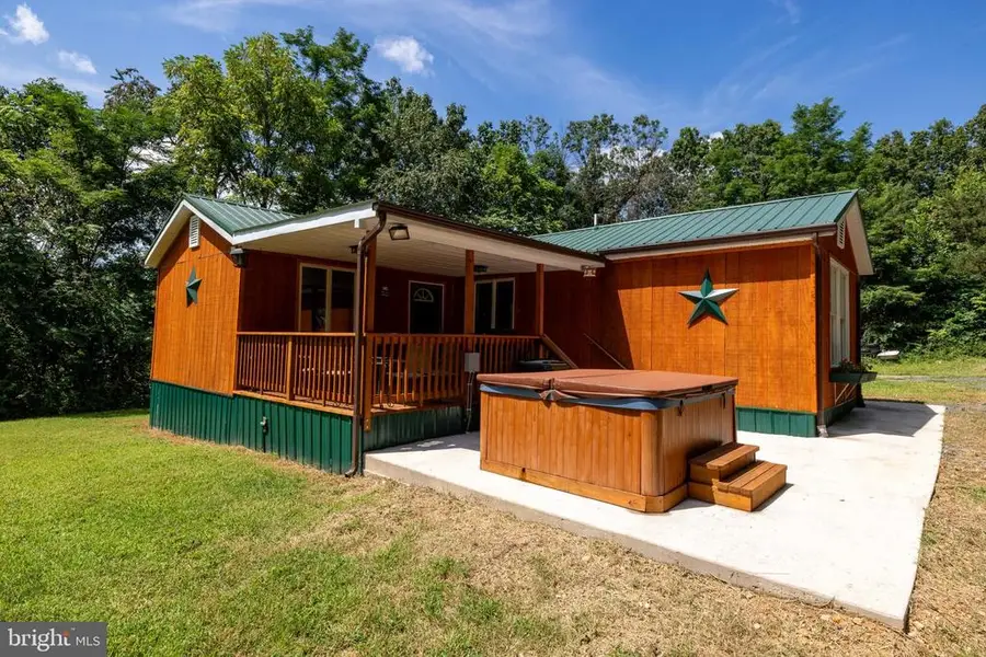 114 Americana Road, Luray, VA 22835 - Image #2