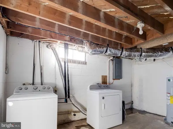 296 W Main St, STANLEY, VA 22851