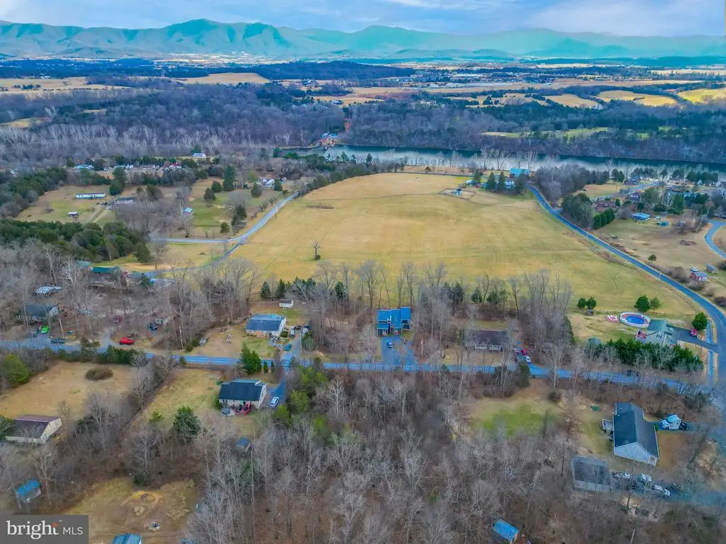 Riverbend Dr, Luray, VA 22835 - #1