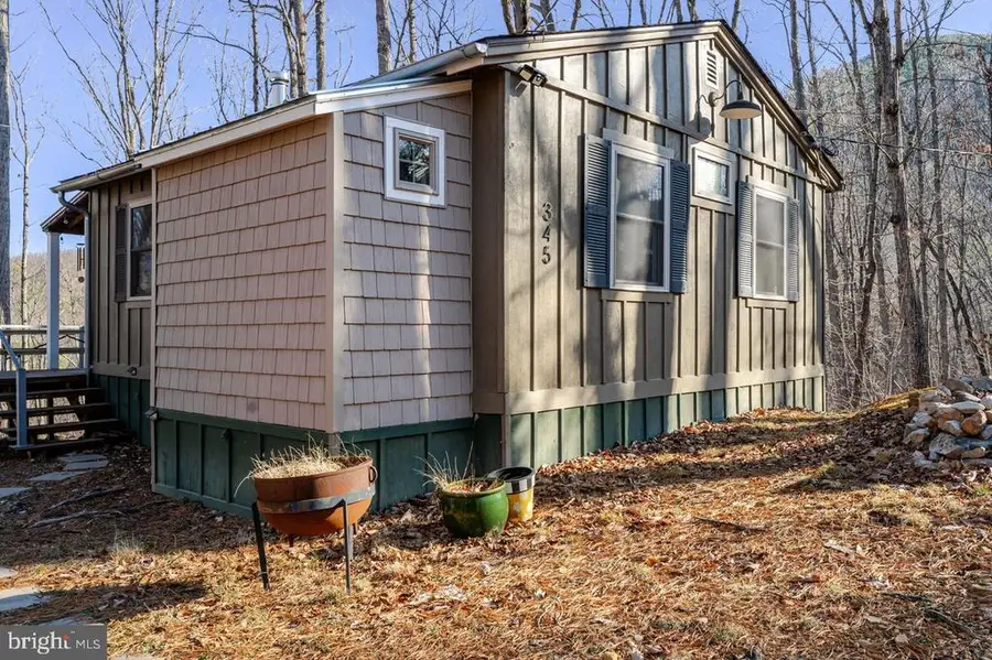 345 Wildwood Ln, Shenandoah, VA 22849 - #2