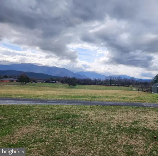 5 Fox Ln, LURAY, VA 22835