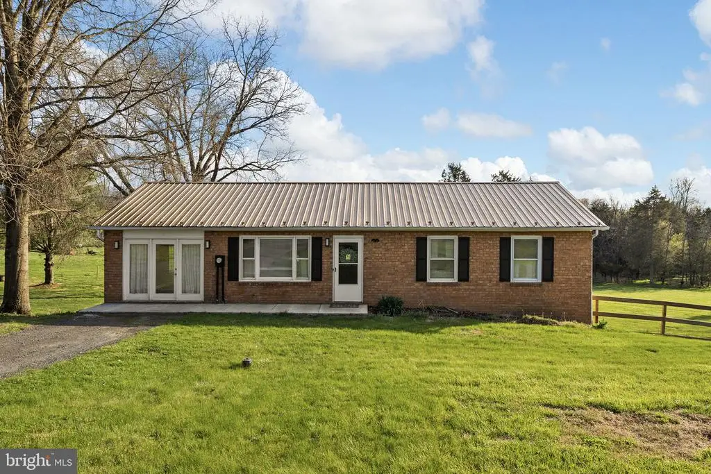 300 Martin St, Luray, VA 22835 - #1