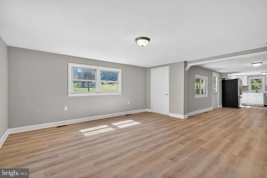 586 Eldon Yates Dr, Stanley, VA 22851 - #2