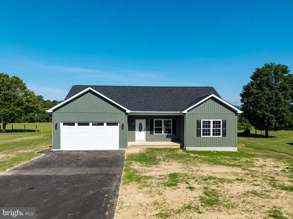 131 Deerfield Estates Dr, STANLEY, VA 22851