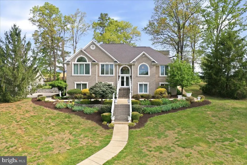 100 Cottage Dr, Luray, VA 22835 - #1