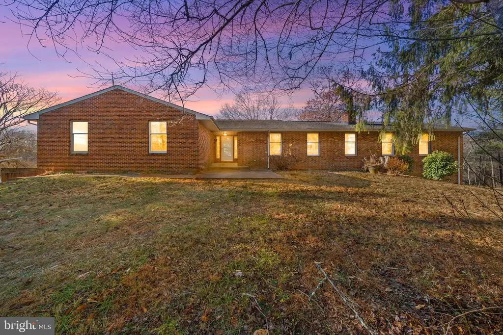 14428 Lee Hwy, Amissville, VA 20106 - #1
