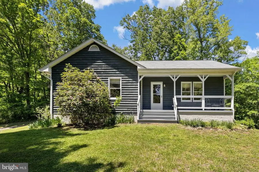 105 Swindler Hollow Rd, Sperryville, VA 22740 - #2