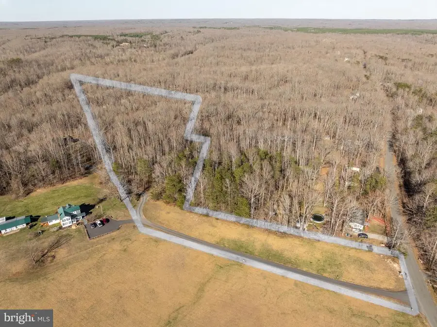 4 Dillard Rd, Chancellor, VA 22407 - Image #2