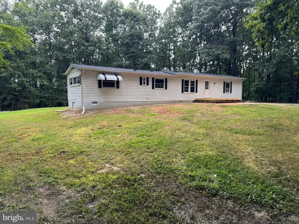 9216 Lawyers Rd, Spotsylvania, VA 22551 - #1