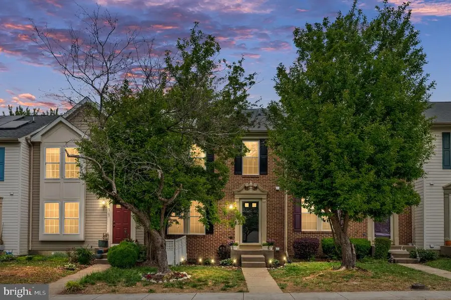 9705 Becker Ct, Fredericksburg, VA 22408 - #2
