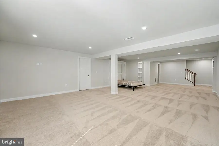 7102 Eckert Ct, Fredericksburg, VA 22407 - #2