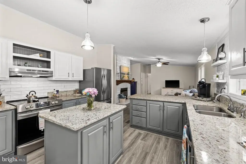 9401 Mill Pond Rd, Spotsylvania, VA 22551 - #1