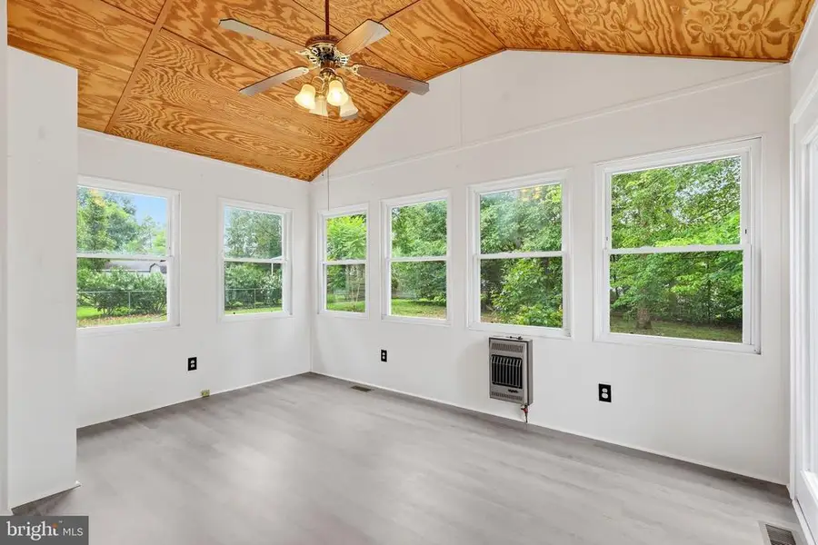 10800 Woodland Dr, Fredericksburg, VA 22407 - #2