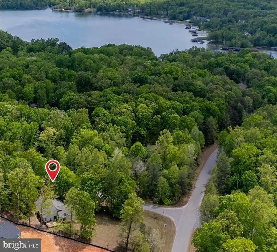 15305 Pecan Tree Dr, Mineral, VA 23117 - #1