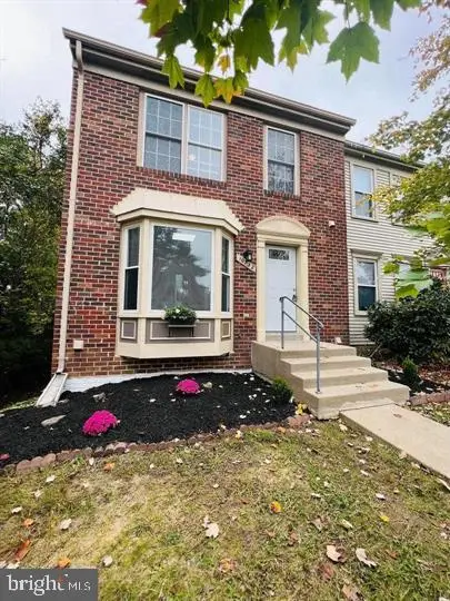10732 Wakeman Dr, Fredericksburg, VA 22407 - #1