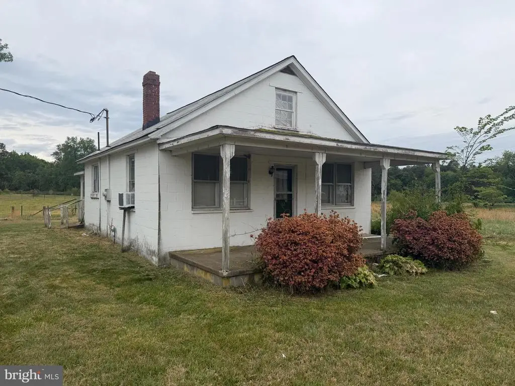 7114 Marye Rd, Spotsylvania, VA 22551 - #1