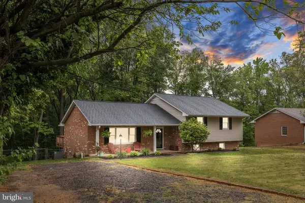 836 Churchill Dr, FREDERICKSBURG, VA 22407