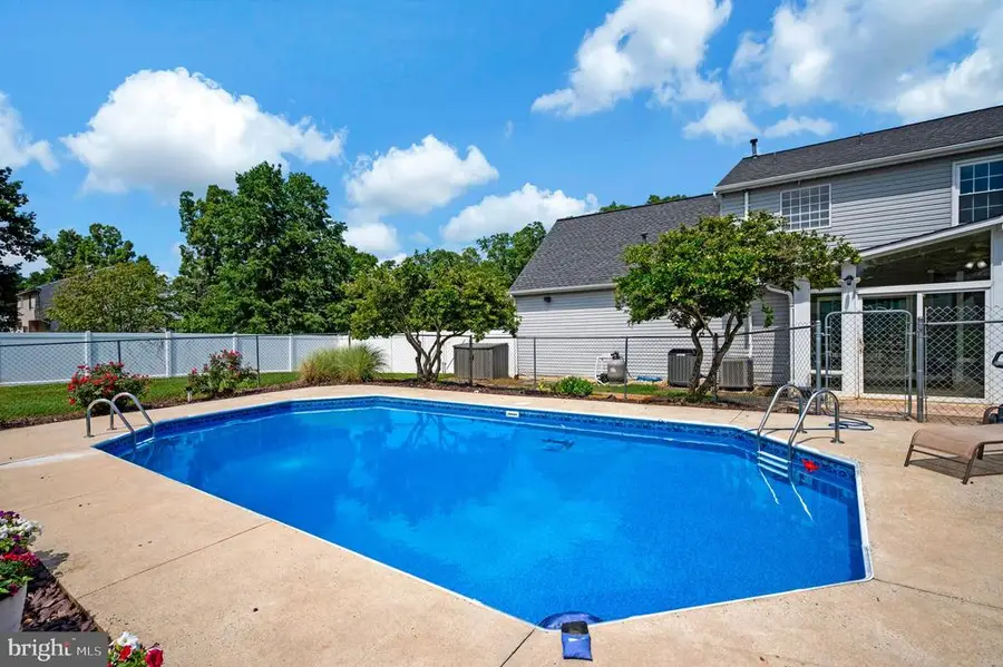 9804 Elm St, Fredericksburg, VA 22407 - #2