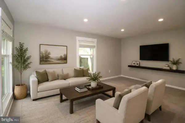 5820 Glen Eagles Dr, FREDERICKSBURG, VA 22407