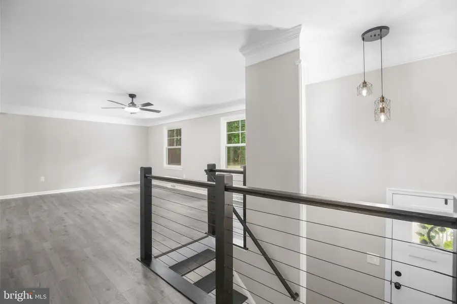 211 Hardwood Ln, Fredericksburg, VA 22408 - #3
