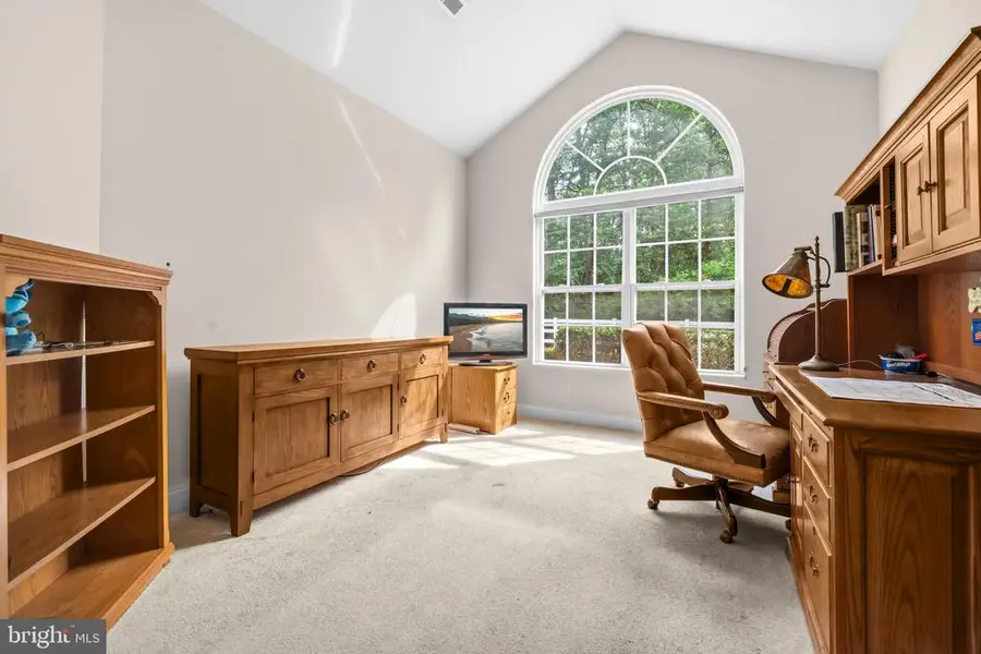 6233 Autumn Leaf Dr, Fredericksburg, VA 22407 - #3