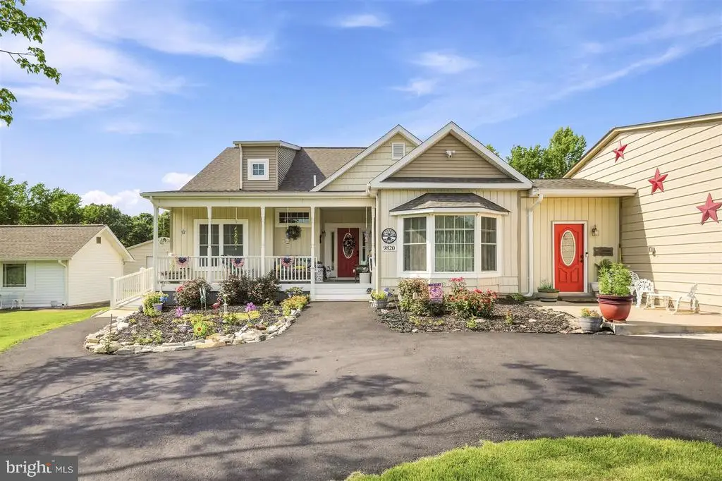 9820 Pratts Dr, Fredericksburg, VA 22408 - #1