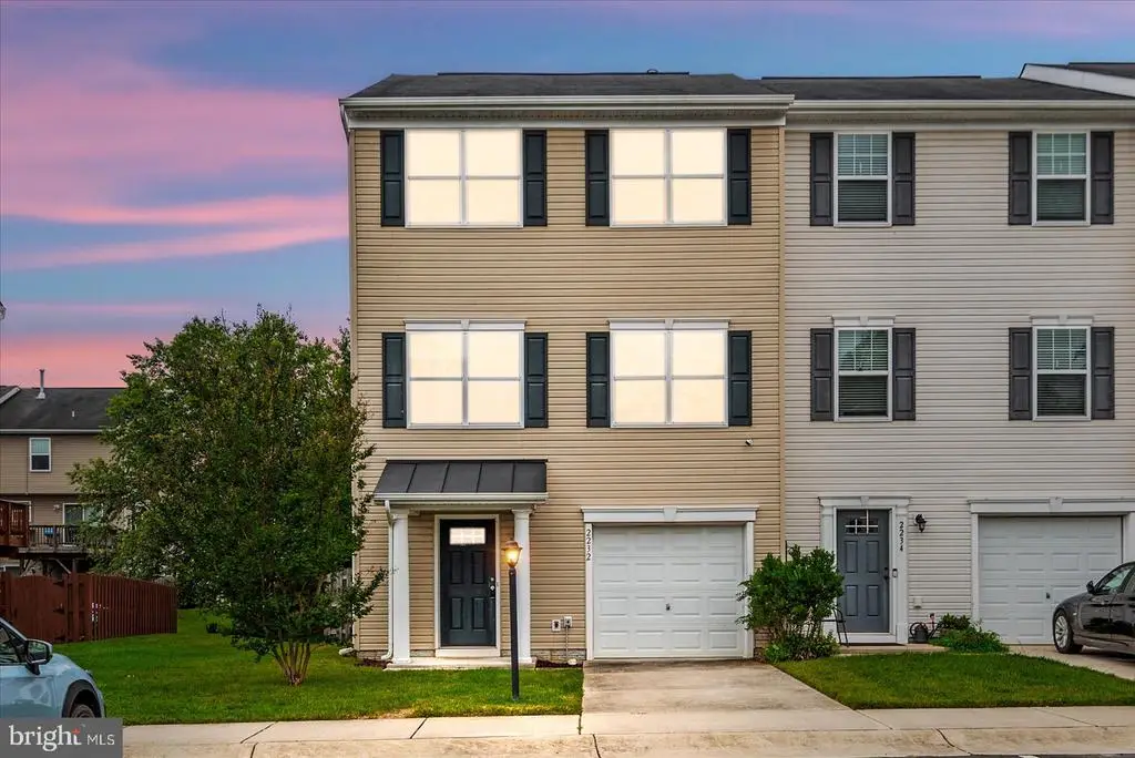 2232 Mallard Landing Dr, Fredericksburg, VA 22408 - #1
